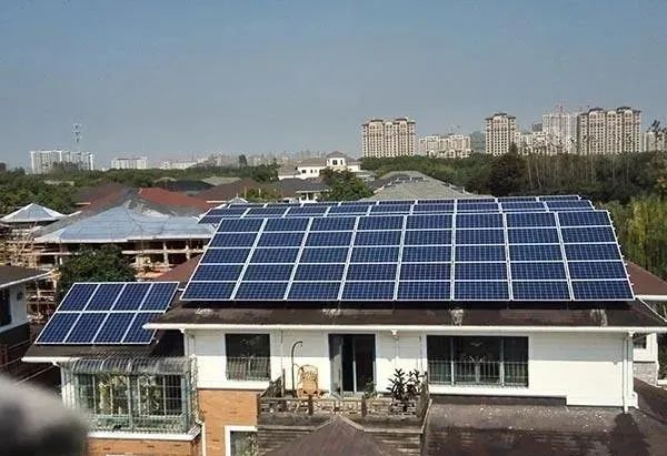 荆州自家屋顶分布式光伏发电系统的安装与申请要注意哪些？